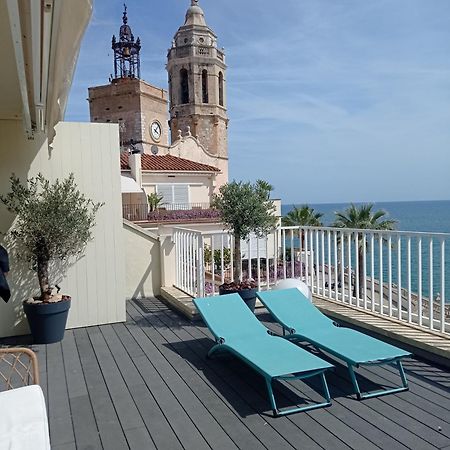Atico Con Fantasticas Vistas Al Mar Y La Iglesia Lägenhet Sitges Exteriör bild